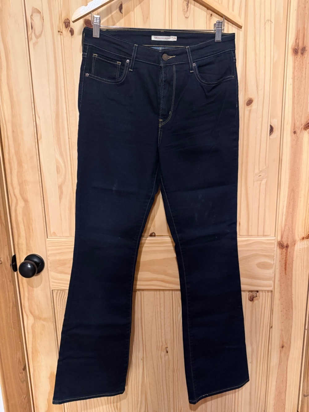 Levi’s 725 high rise boot Dark Blue Jeans